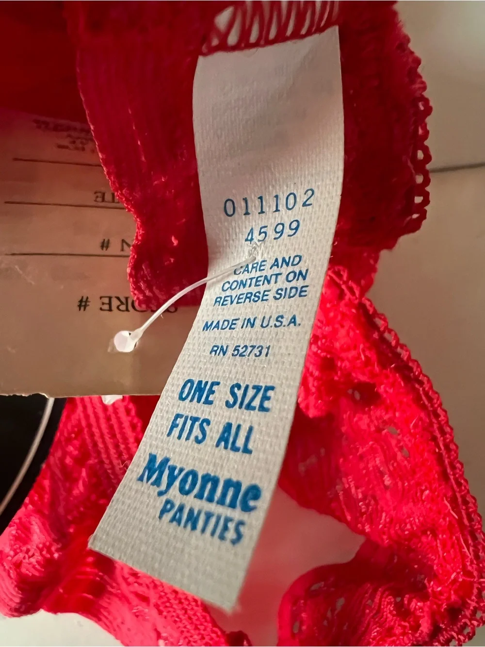 Playtex Secrets Womens Vintage 90’s Bra 38DD Red Lace Satin + Matching Thongs XL